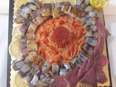 פלטת דגים מעושנים