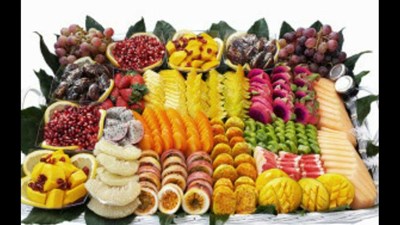 מגש פירות אקזוטי מרהיב ענק