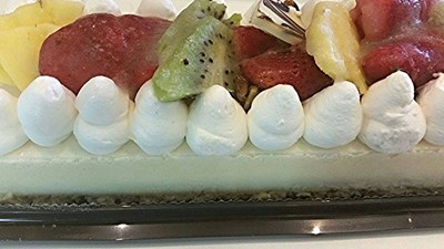 פס גבינה ופירות אקזוטיים